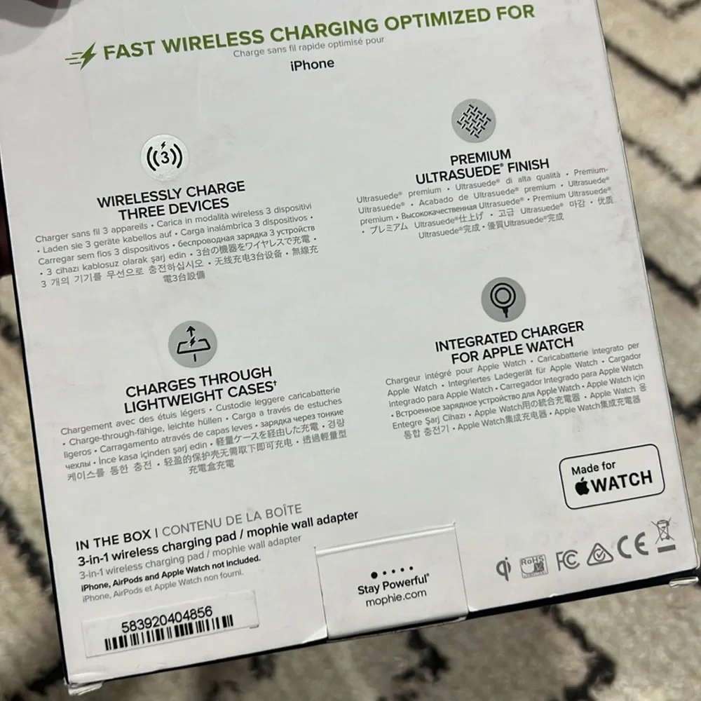 Mophie 3-in-1 wireless charging pad